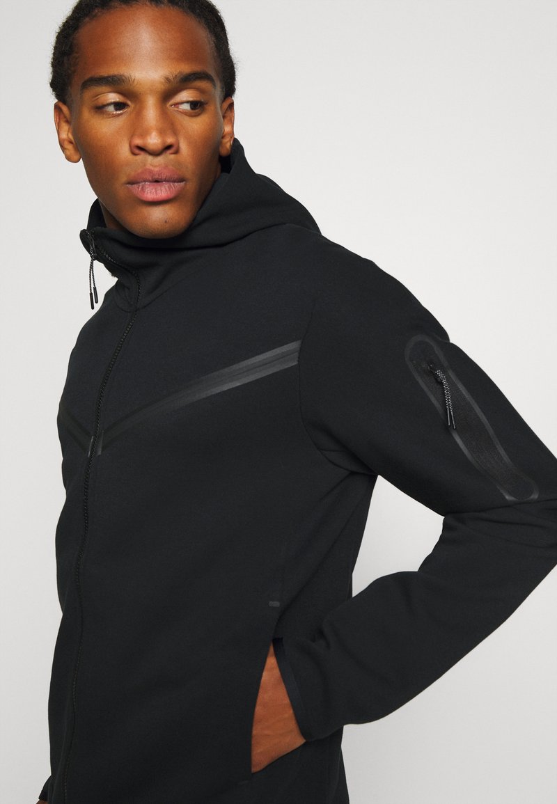 Nike Sportswear TECH FLEECE HOODIE FZ WINDRUNNER Bluza Rozpinana Black ...