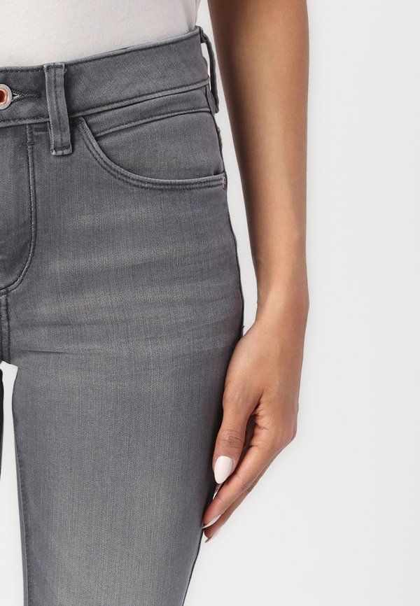 ALEXA  - Jeans Skinny Fit3
