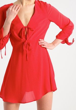 Vestido informal - red