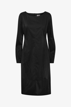 Rochie neagră cu mâneci lungi, decolteu pătrat și detalii pliate la manșete. Fabricată dintr-un material neted și ușor. Design de lungime medie.