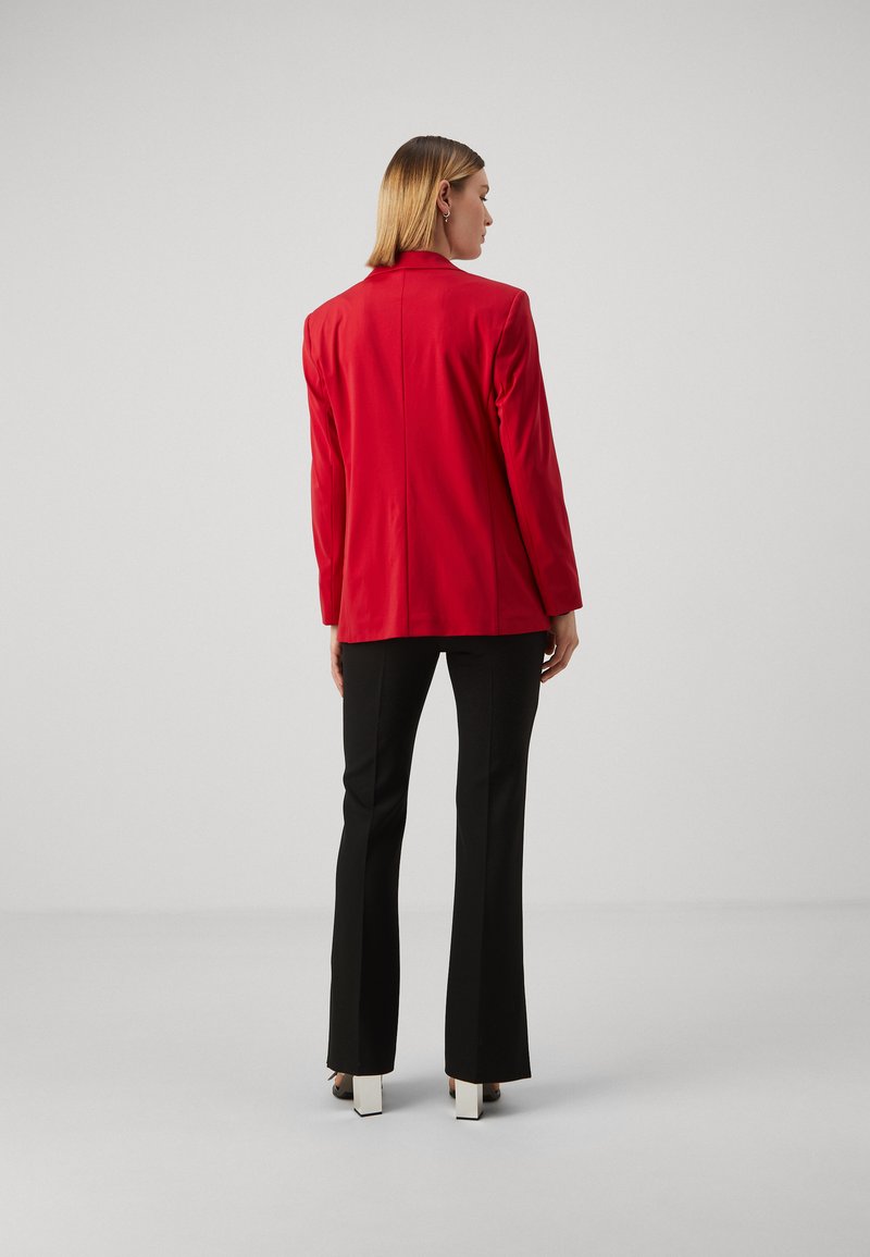 Ensemble Jupe + Blazer Rouge Bragard Taille 38 – Occasion Très Bon état