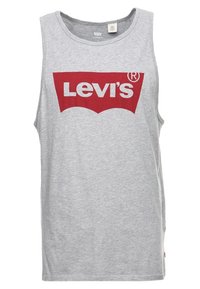 Šedý bavlněný top na ramínka s výrazným červeným logem Levi's na přední straně, s kulatým výstřihem a bez rukávů.