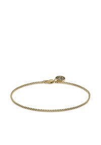 Guldtonad metallarmband med en flexibel, kedjeliknande design. Inkluderar en lås och en rund berlock med ett dekorativt emblem.