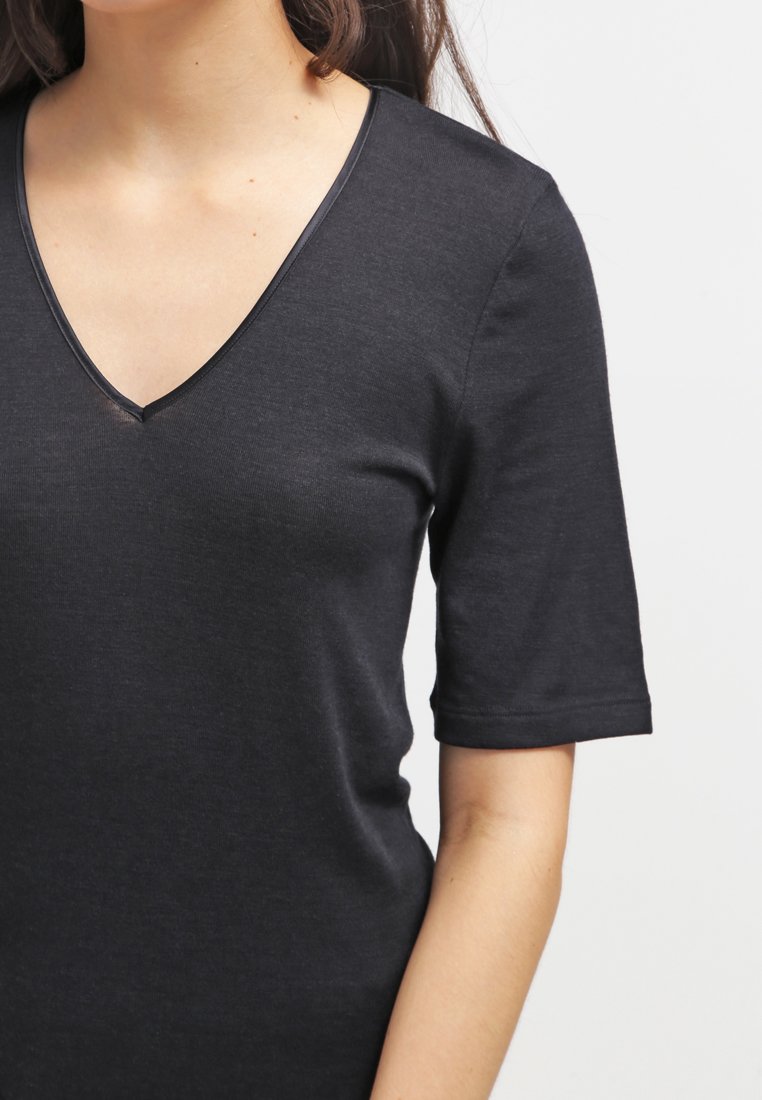 Damart Maglietta Intima Manica Corta Donna Thermolactyl – Morbida Seta Con Pizzo – Taglie XS-XXL