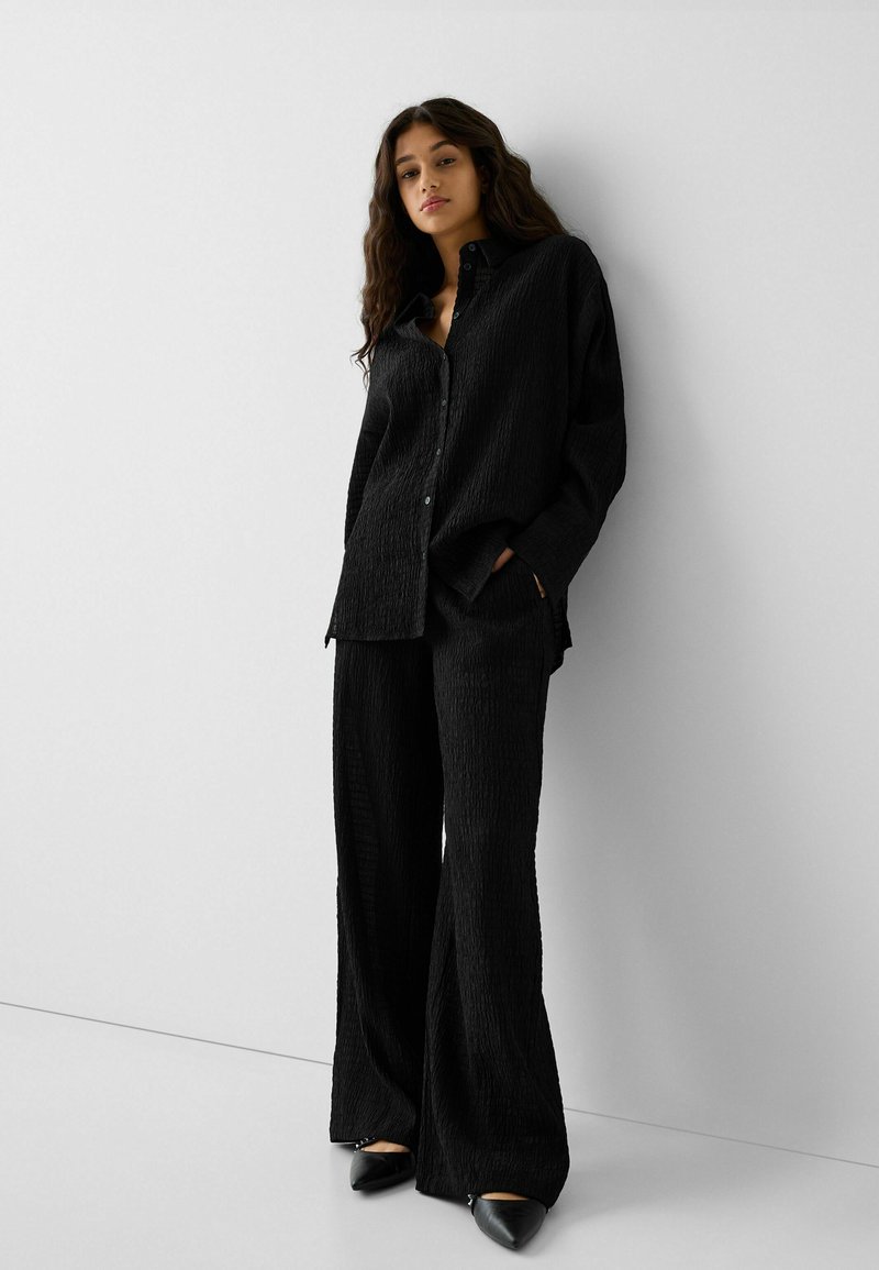 Bershka Broek zwart Bershka Broek zwart