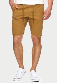 INDICODE JEANS CARVER - Short en jean - camel