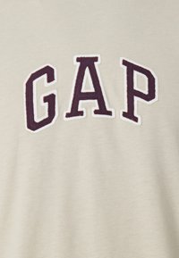 GAP NEW ARCH - T-shirts print - bedrock