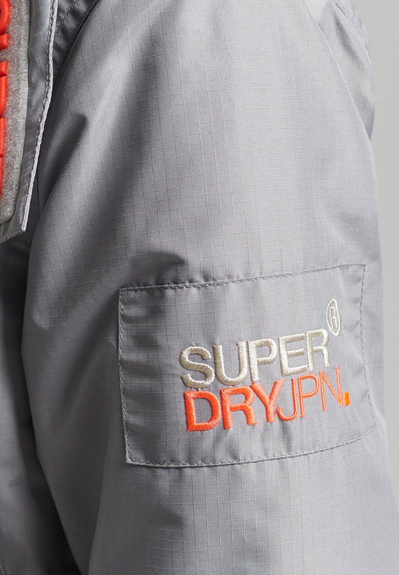Damen Leichte Jacken | Superdry Übergangsjacke dove grey/hellgrau - JU86389 Damen Leichte Jacken | Superdry Übergangsjacke dove grey/hellgrau - JU86389