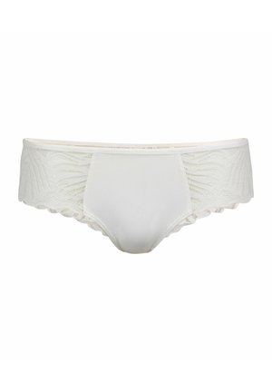 Mutandine hipster da donna bianche con lati in pizzo e bordi smerlati su sfondo bianco semplice.