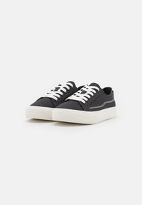 Levi's® DECON  czarny