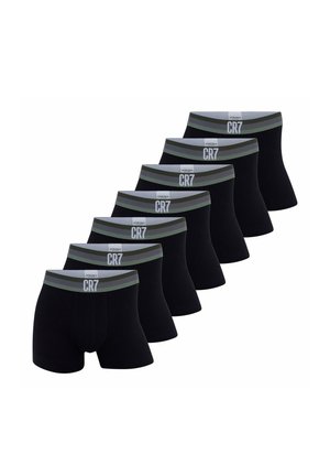 Zeven zwarte herenboxers met grijze taillebanden met het "CR7"-logo in het wit, gerangschikt in een trapvorm.