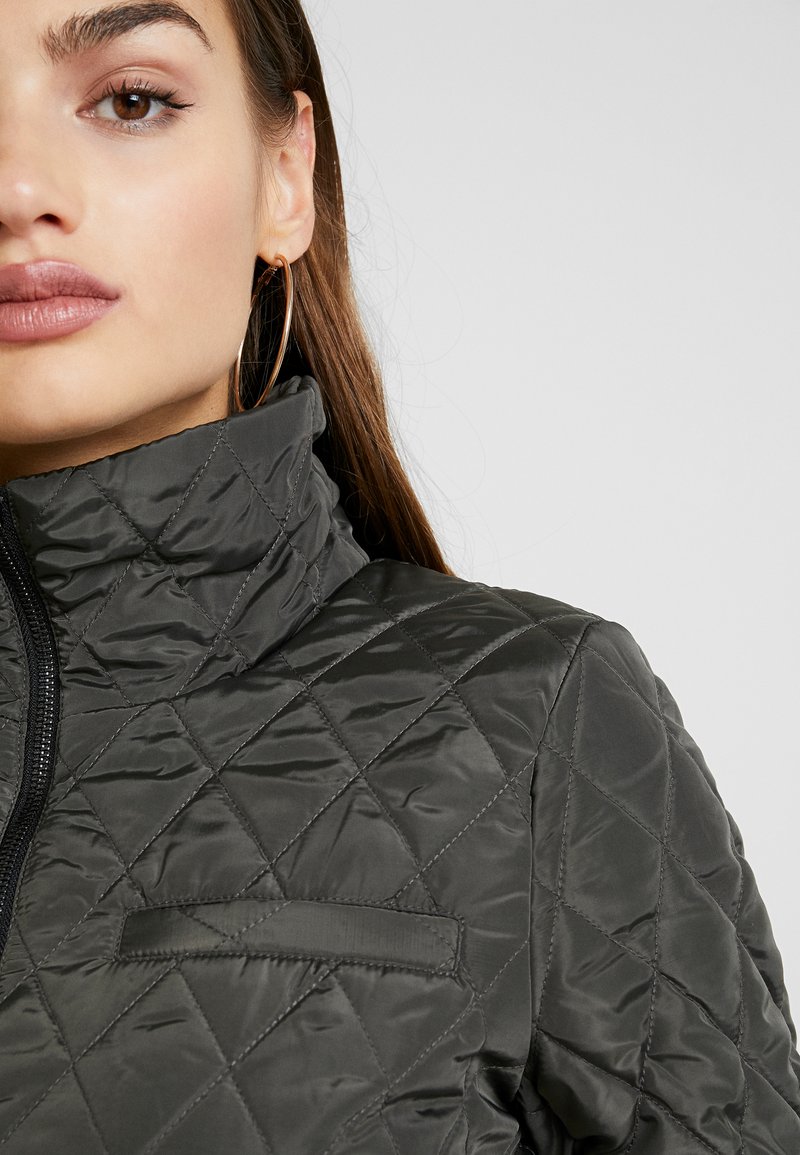 Only Onllaura One Piece Jumpsuit Beluga Dark Green Zalando Co Uk