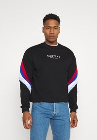 Kaotiko UNISEX CREW WALKER - Camisola - black