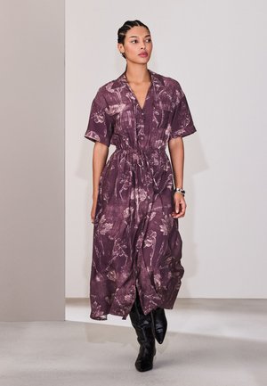 Next, TALL FIT - SHORT SLEEVE UTILITY  . - Skjortekjole - plum purple floral printed