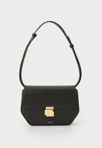 Selezionato, black