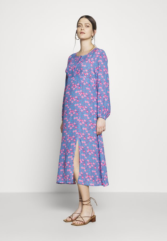 COLETA - Day dress - star chain blue