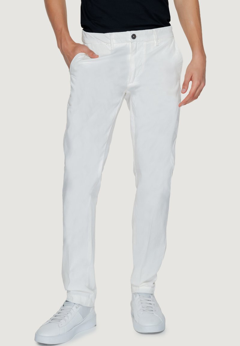 Manifattura Borghese TODI  - Chino - white
