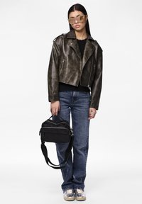 Pieces PCAMINA  - Veste en similicuir - wren
