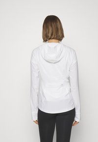 lululemon MIST OVER WINDBREAKER - Giacca a vento - white