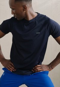 ICANIWILL TRAINING MEN - Camiseta deportiva - navy
