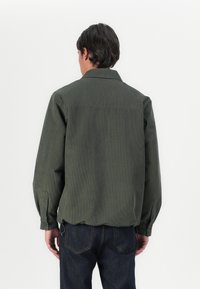 K-Way SHARY UNISEX - Lett jakke - green blackish