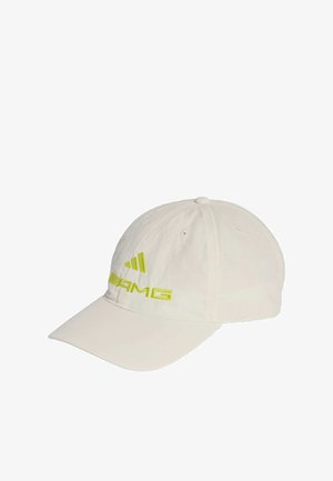Casquette de baseball blanche avec visière incurvée, ornée d'un logo brodé vert et d'accents assortis. Fabriquée en tissu léger avec des œillets de ventilation.