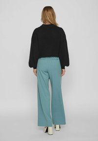 VILA VIVARONE WIDE - Püksid - arctic