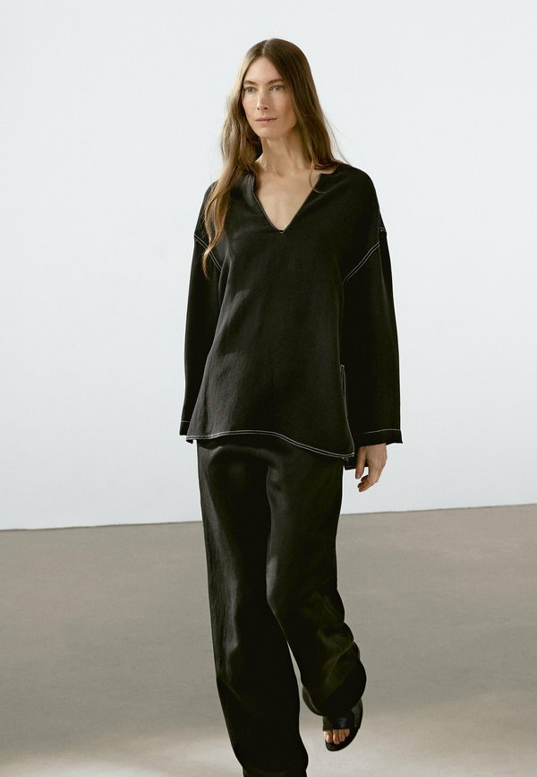 FLOWING WITH CONTRAST SEAMS - Blouse