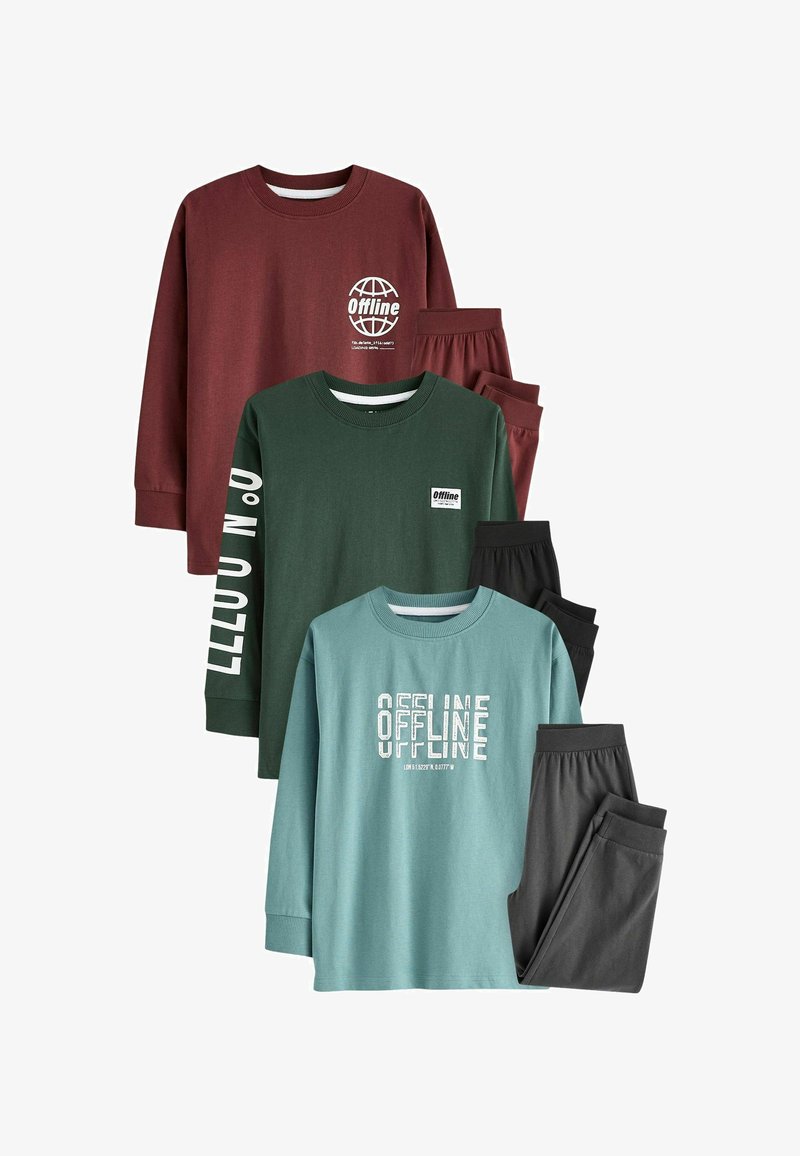 Zestaw trzech długich koszul w kolorze burgundowym, zielonym i turkusowym z nadrukiem "Offline", połączony z ciemnoszarymi spodniami, wszystko wykonane z miękkiej bawełnianej mieszanki.