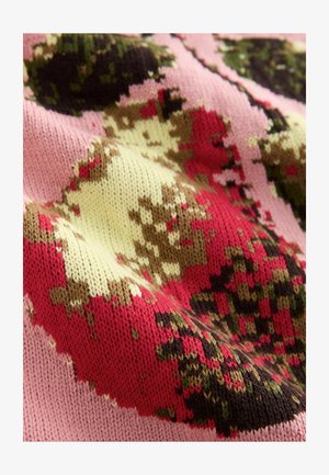 Kötött pulóver, virágmintával, rózsaszín, piros, zöld és barna árnyalatokban. Puha textúra, amely színkeveréssel mélységet teremt.