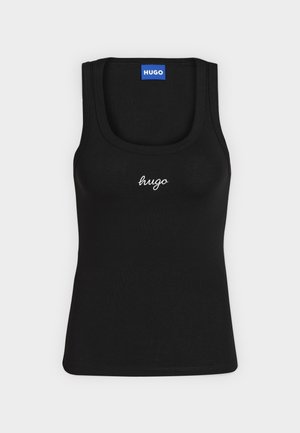 Débardeur noir sans manches avec encolure arrondie, avec le logo blanc en cursive « hugo » centré sur la poitrine et une étiquette bleue « HUGO » à l'intérieur du col.