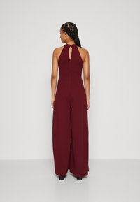 WAL G. WEDDING LEILA HALTER NECK WIDE LEG JUMPSUIT - Overal - berry wine