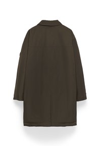 Cappotto khaki realizzato in tessuto morbido, con un colletto classico e maniche lunghe. La vista posteriore mostra un design pulito e slanciato senza decorazioni.