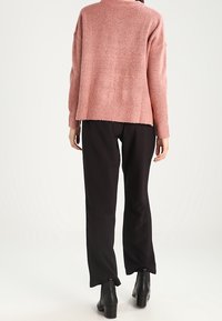 Pieces Strickpullover - light red