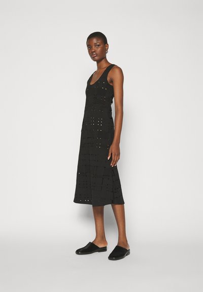 A.W.A.K.E. MODE WEAVED FITTED TANK DRESS - Koktélruha / Partiruha - black