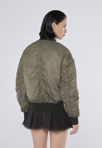 YOURTURN UNISEX - Bomber bunda - khaki