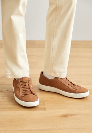 ECCO SOFT 7 - Sneakers basse - camel/lion