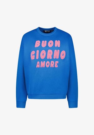 Blauwe sweatshirt met roze, pluizige tekst die "BUON GIORNO AMORE" leest. Ronde hals en geribde manchetten, met een relaxed fit ontwerp.