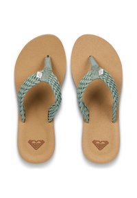 Δερμάτινα σαγιονάρες με ανοιχτό μπλε πλεκτό λουράκι και υφασμένο μπεζ πάτο με ανάγλυφο λογότυπο. Η επίπεδη σχεδίαση προσφέρει στυλ casual υποδημάτων.