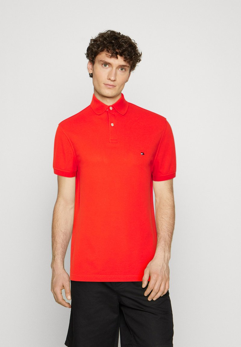 Tommy Hilfiger REGULAR - Polo - acid orange