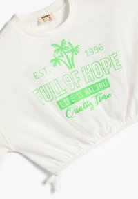 Koton CROP SHORT SLEEVE CREW NECK - T-shirt print - white