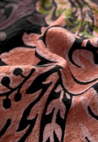 Next LONG SLEEVE - Košilová halenka  - black purple paisley print