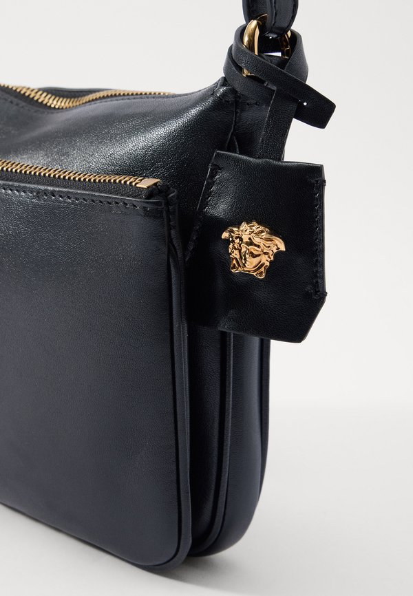 SHOULDER - Cross body bag2