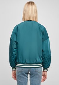 Urban Classics Bombera - jasper