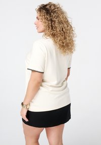 MS Mode T-shirt basique - cream