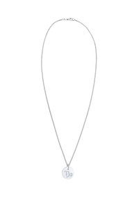 Silberne Halskette mit einer dünnen, geflochtenen Kette und einem runden Anhänger mit einem gravierten Sternzeichen-Symbol. Minimalistisches Design mit glänzender Oberfläche.