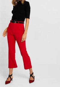 Nly by Nelly Broek - red