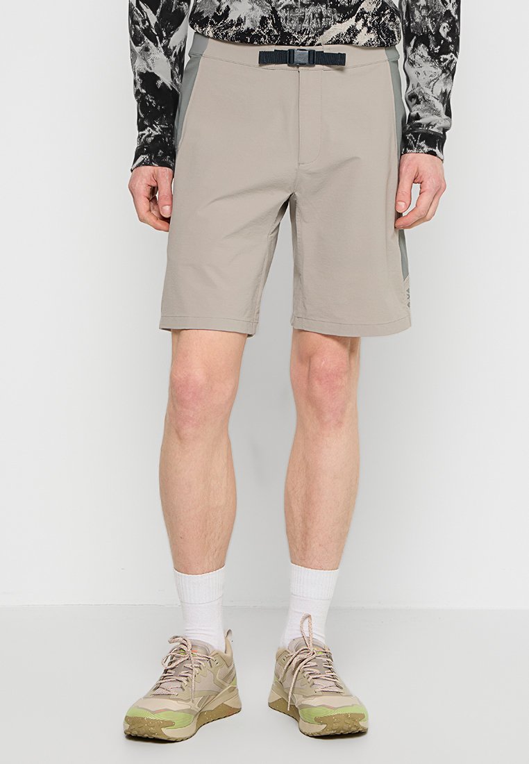 Rapha Outdoorshorts kaki