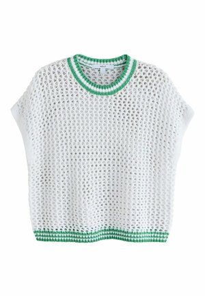 Biely na otvoreno pletený bezrukávový sveter so zeleno-bielym pruhovaným výstrihom a lemom, položený na rovnej bielej ploche.