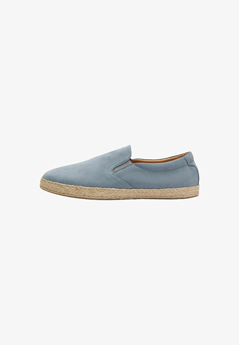 Plave suède slip-on cipele s elastičnim bočnim panelima i tkanim jutenim potplatima. Imaju glatku teksturu i dizajn s okruglim nožnim prstima.